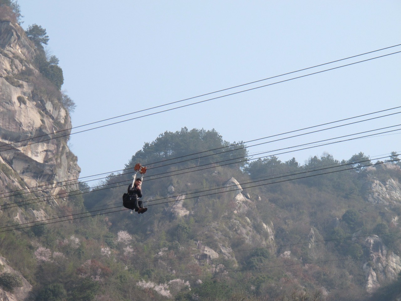 天龙关首届攀岩旅游节已正式拉开帷幕啦!(图6) 天龙关首届攀岩旅游节已正式拉开帷幕啦!(图6)